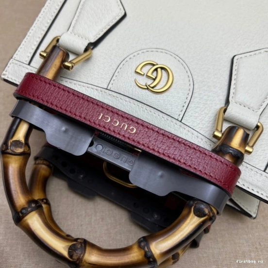 First bag ru mini Gucci bag tote Diana 0817